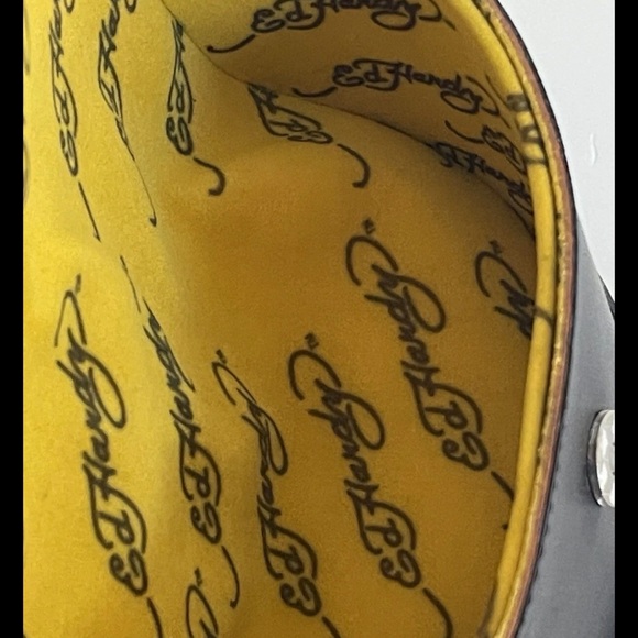 Ed Hardy Black and Red Sunglasses with Floral Case - Picture 12 of 16